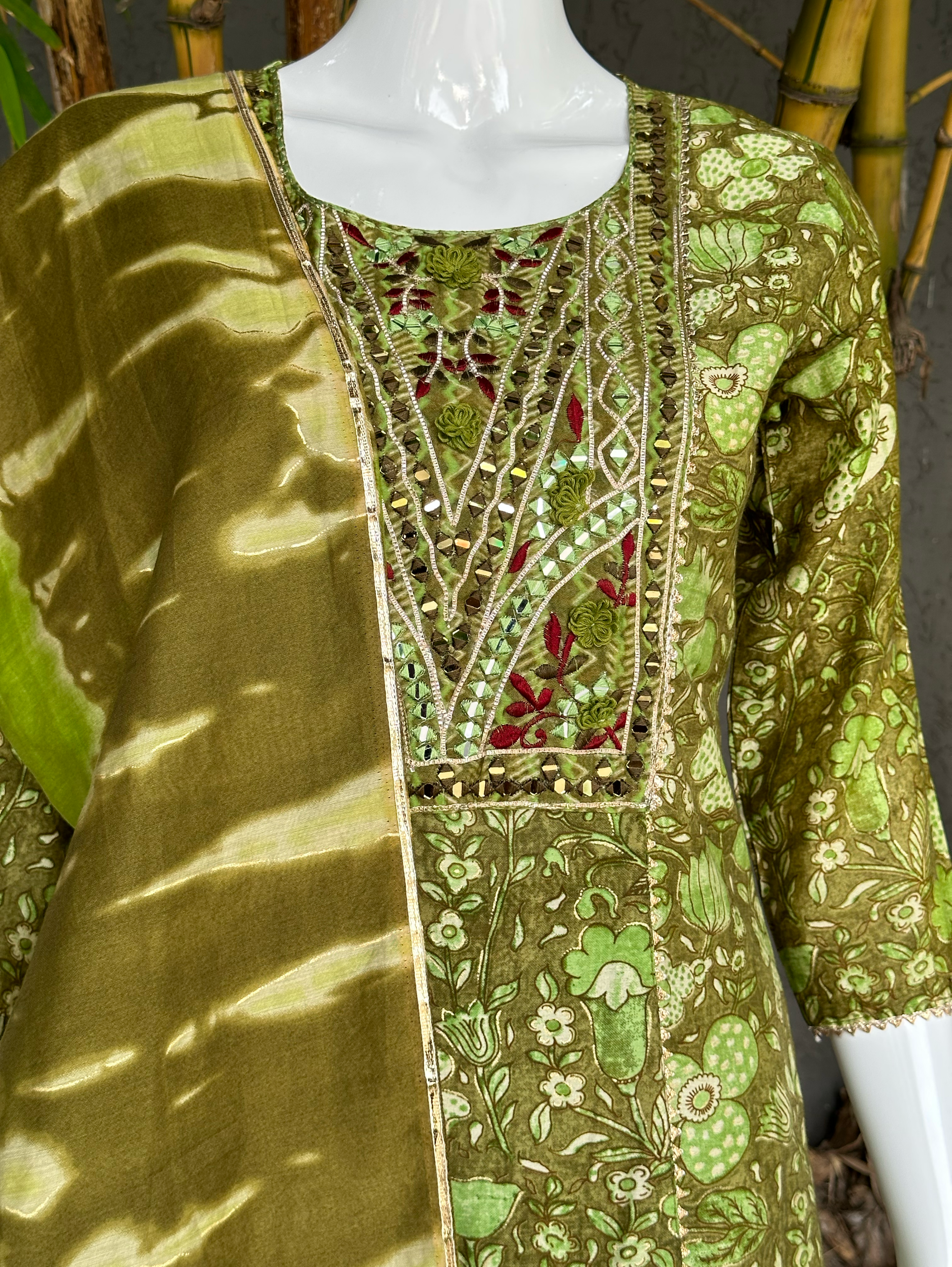 Muslin 3 Piece Embroidery kurti Set