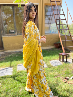 Image of Mul Cotton Alia Cut Sharara Set with Nazlin Dupatta- 3 Piece