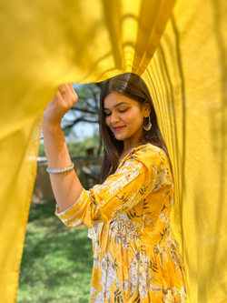 Image of Mul Cotton Alia Cut Sharara Set with Nazlin Dupatta- 3 Piece