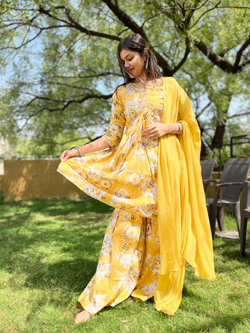 Image of Mul Cotton Alia Cut Sharara Set with Nazlin Dupatta- 3 Piece